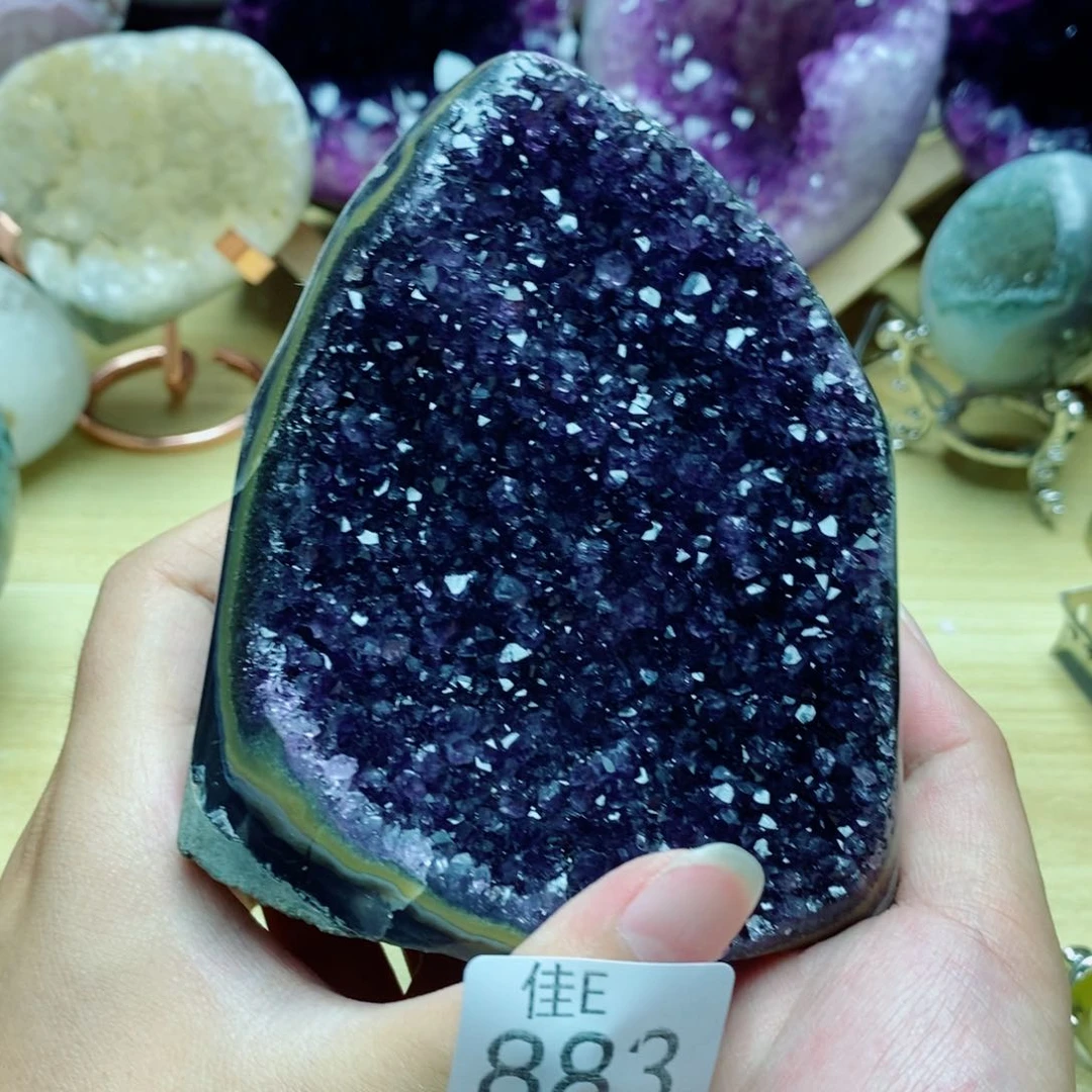 未镶嵌水晶大型摆件（非配饰）