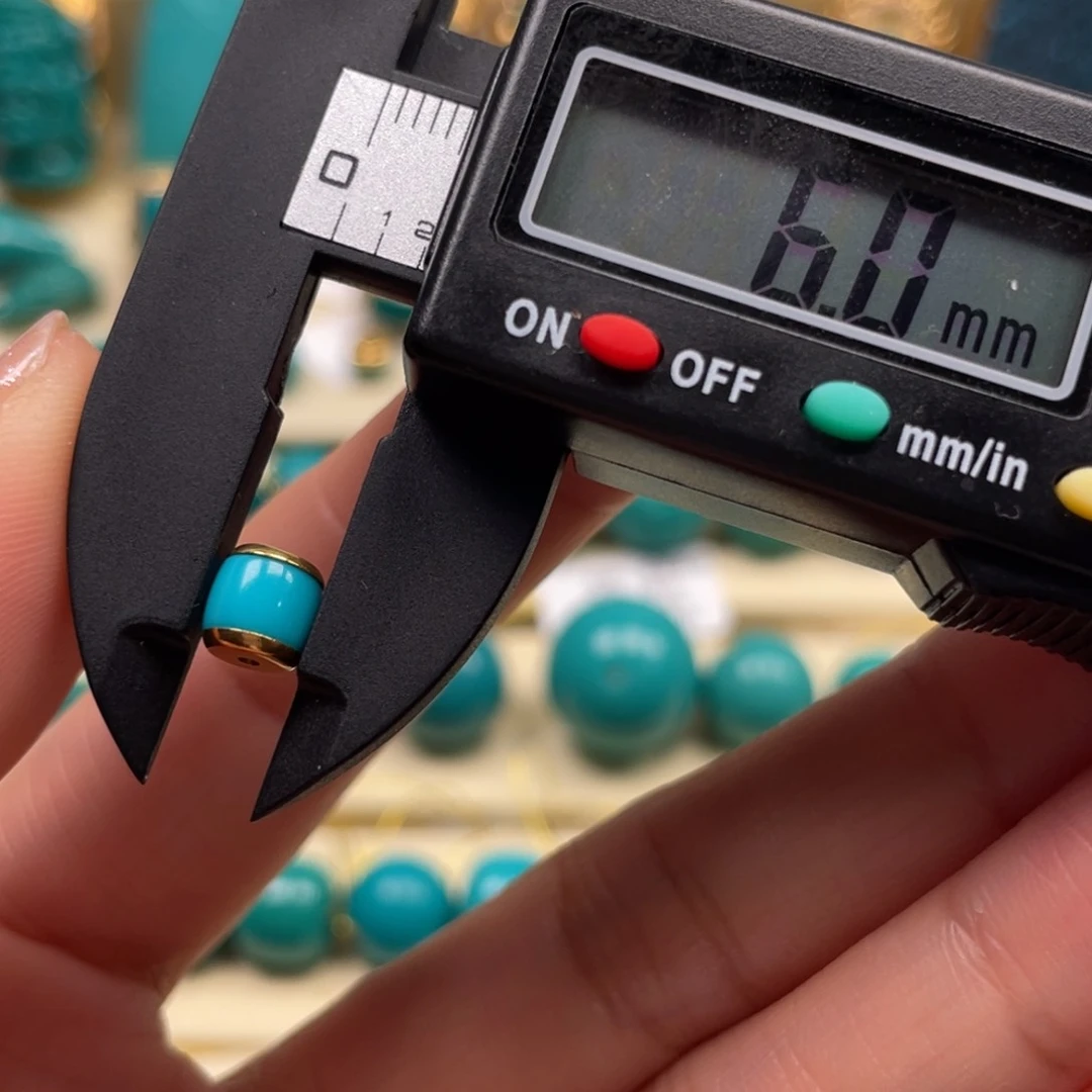 绿松石珠宝奇石18K金镶嵌