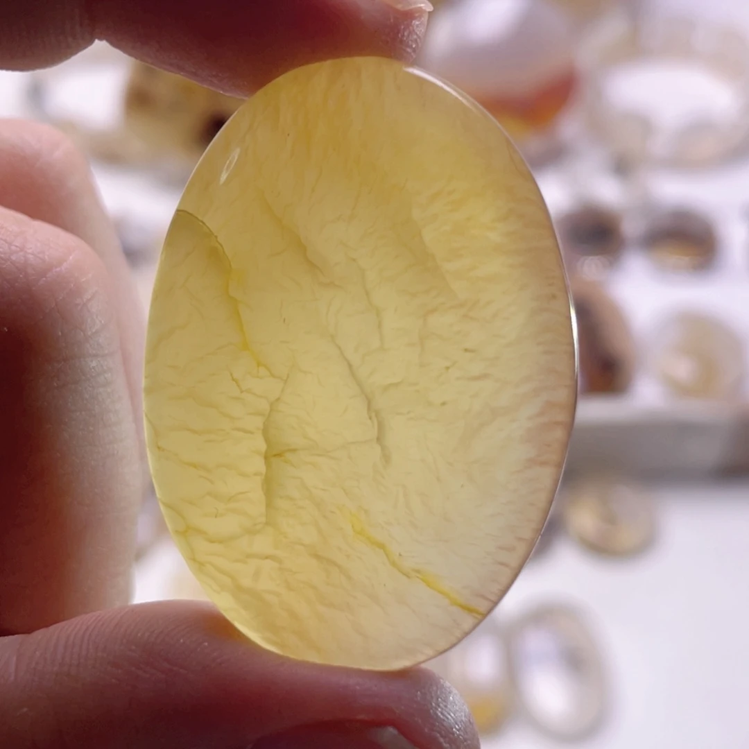 玛瑙/玉髓未镶嵌珠宝奇石