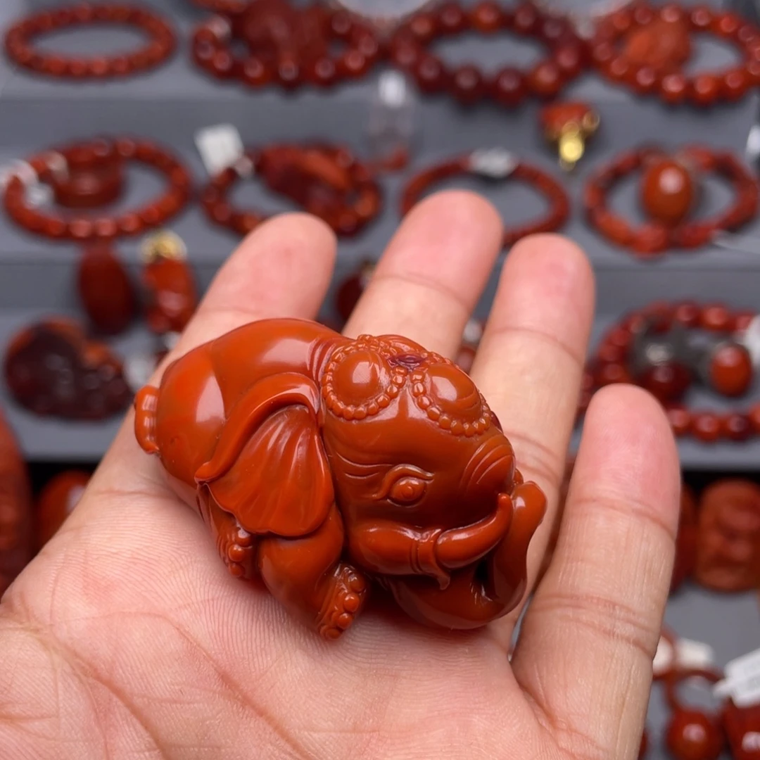 未镶嵌南红玛瑙珠宝奇石吊坠