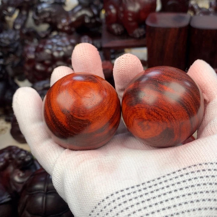 高***彦檀香紫檀（小叶紫檀）