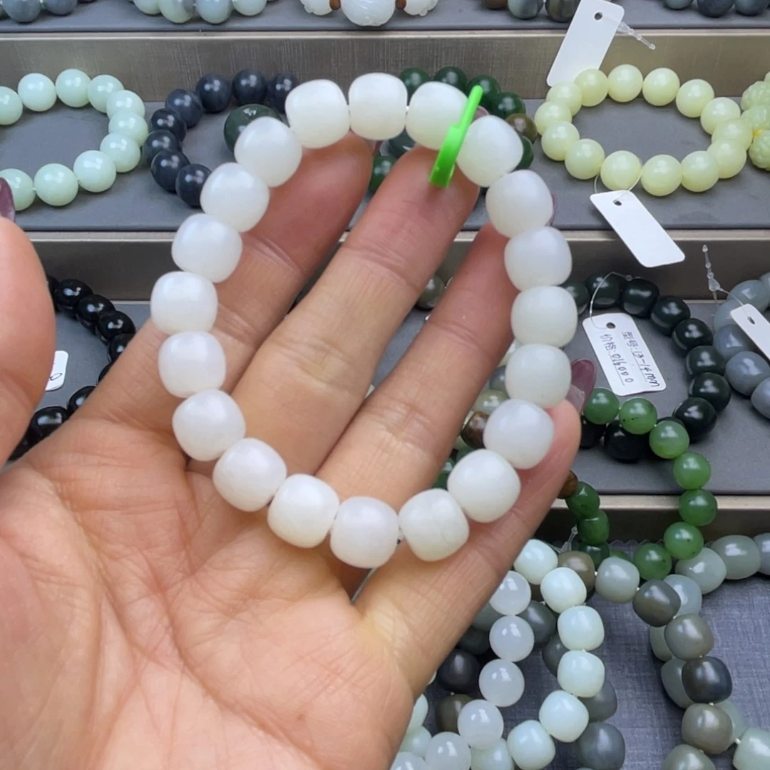 和田玉手链未镶嵌