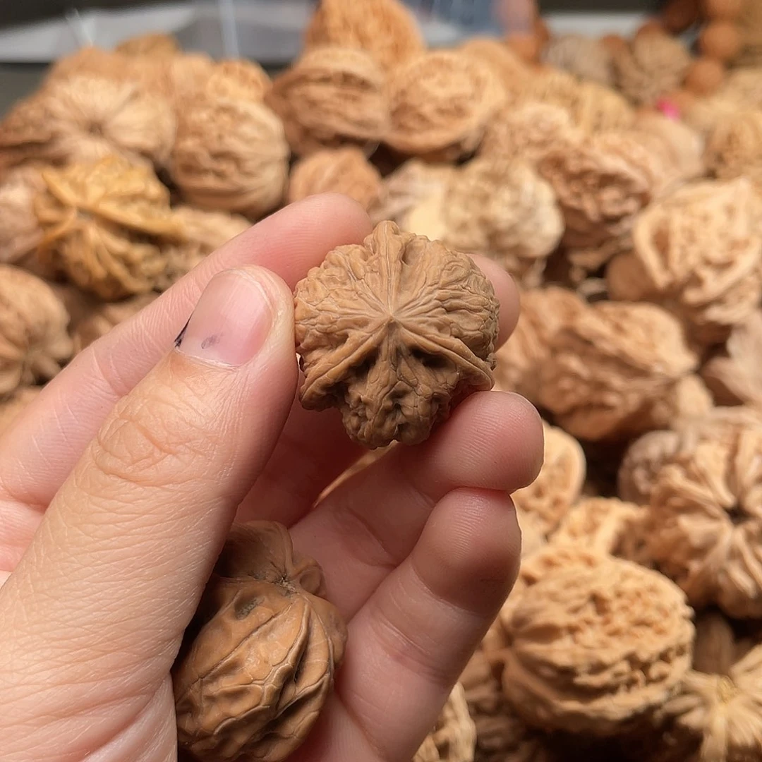 文玩核桃吊坠*️*三愣