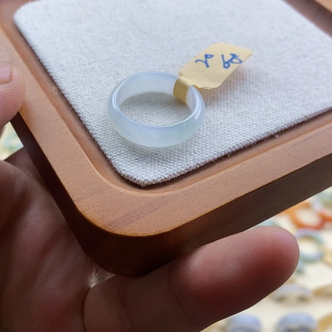 翡翠戒指未镶嵌8号港20福利