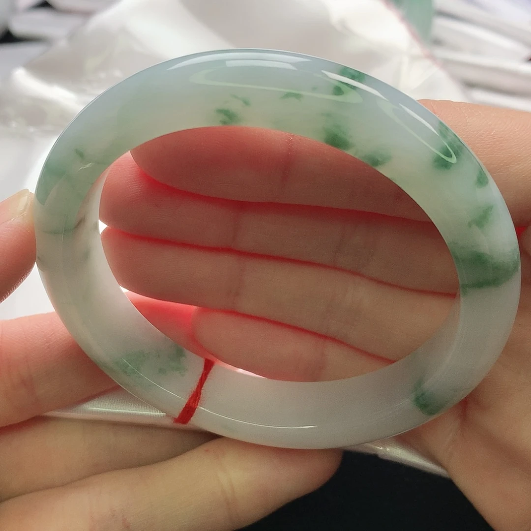 翡翠未镶嵌手镯贵妃58完美