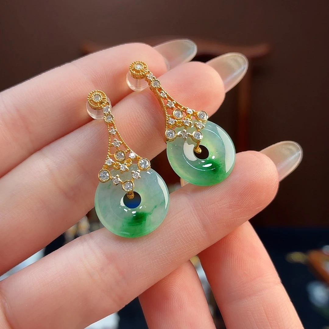 翡翠18K金镶嵌耳饰