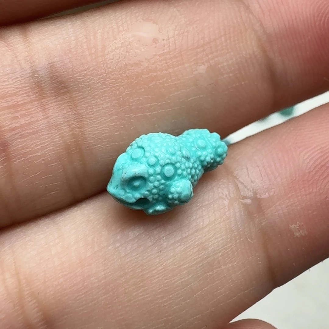 未镶嵌绿松石三脚金蟾