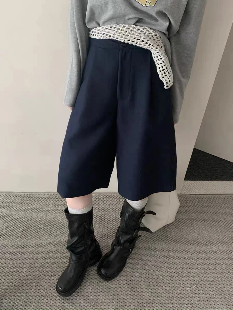 《木兮木》2025秋季新款五分裤女直筒裤纯色短裤西装外穿黑色时尚