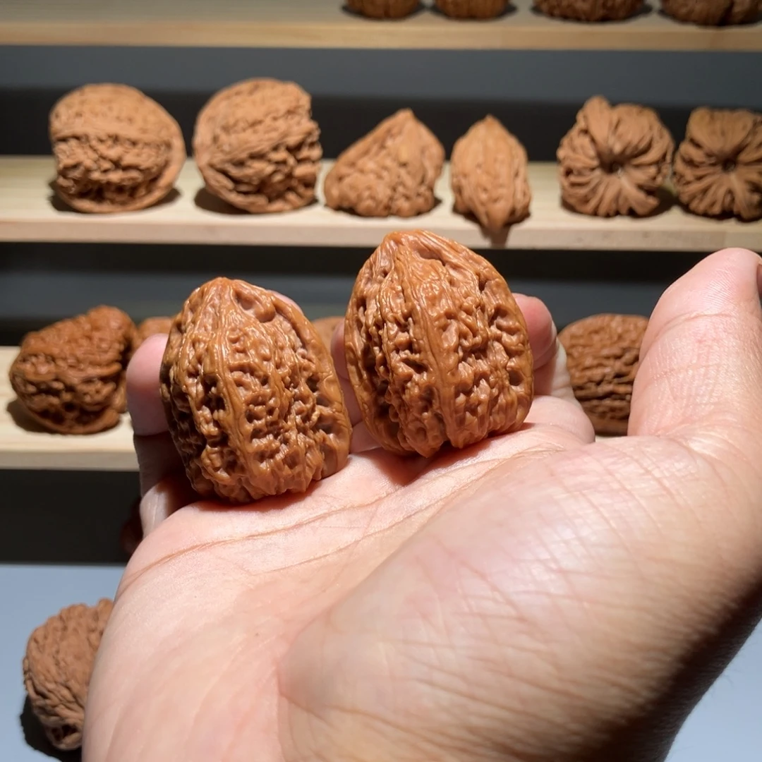 你***了把件文玩核桃33尺全品高炮涿鹿南疆石