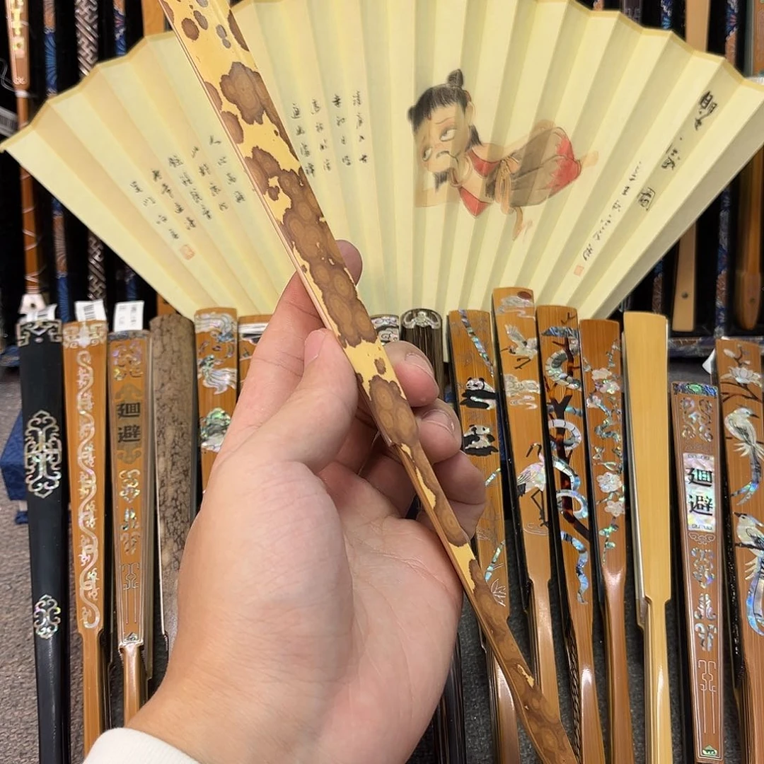 扇子北***后纯手工制作的
