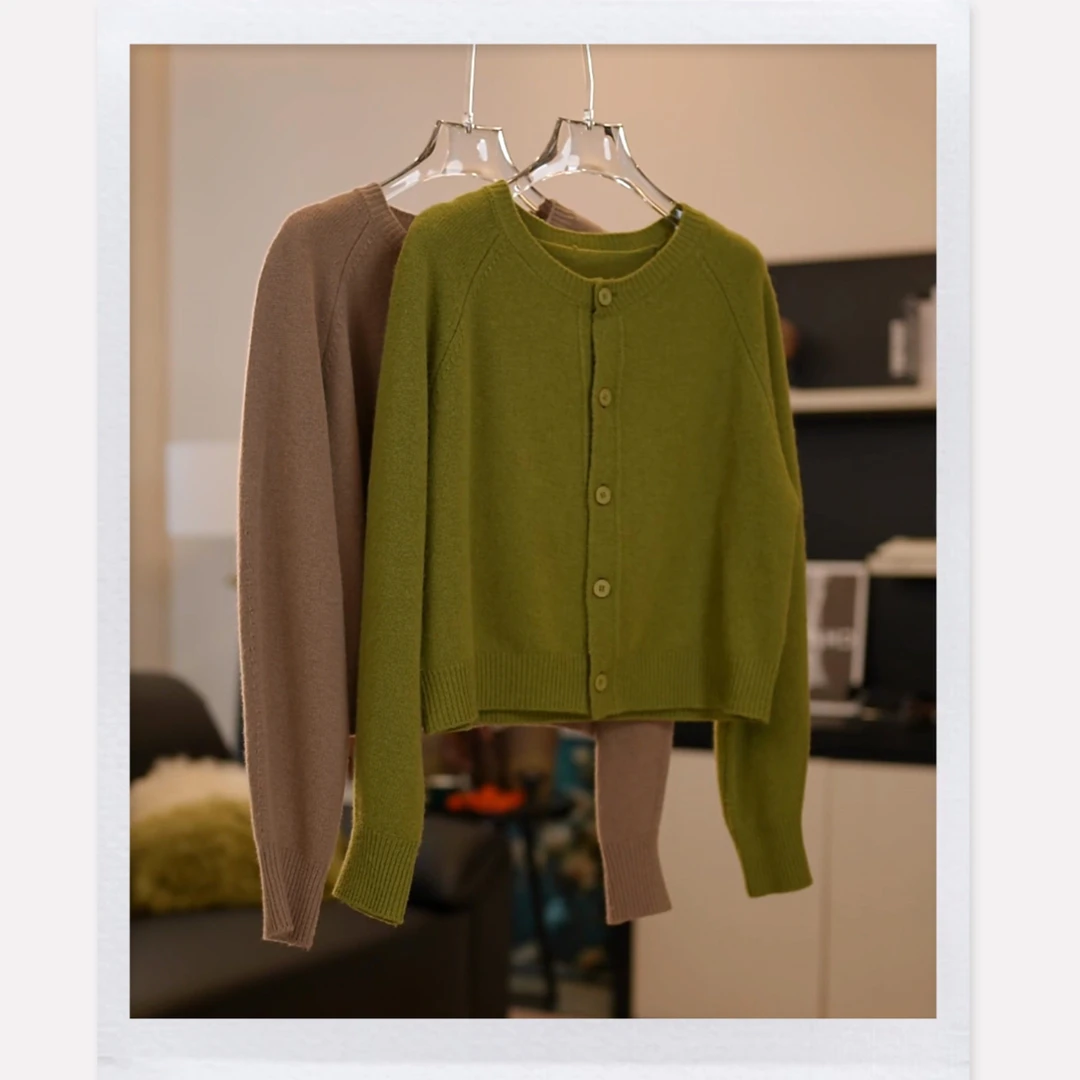 【慕斯】NIYUNNUO25秋冬100美丽诺羊毛短款圆领毛织开衫大牌同版