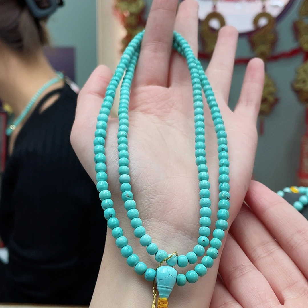 绿松石颈饰未镶嵌