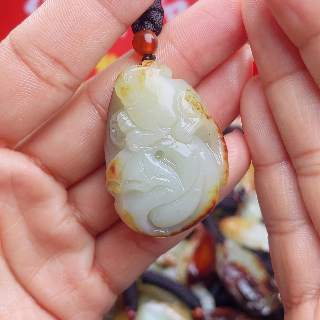 和田玉颈饰未镶嵌