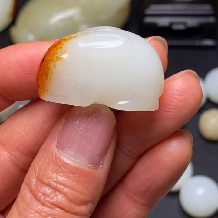 泰***克和田玉未镶嵌挂件