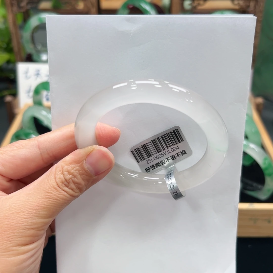 石英质玉未镶嵌手镯➕佳佳5556