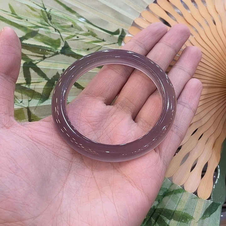 玛瑙/玉髓手镯未镶嵌琳*