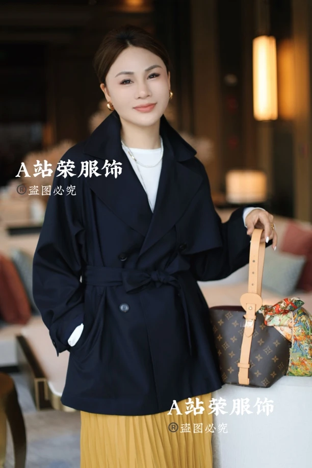 【荣姐精选】阔形腰带风衣
