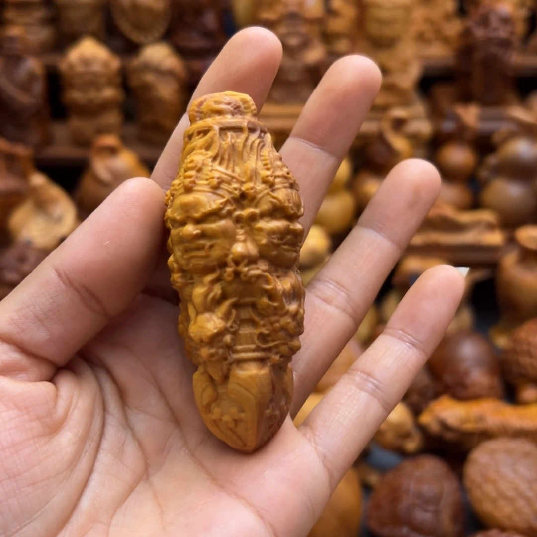 差***生柏木（崖柏）手把件