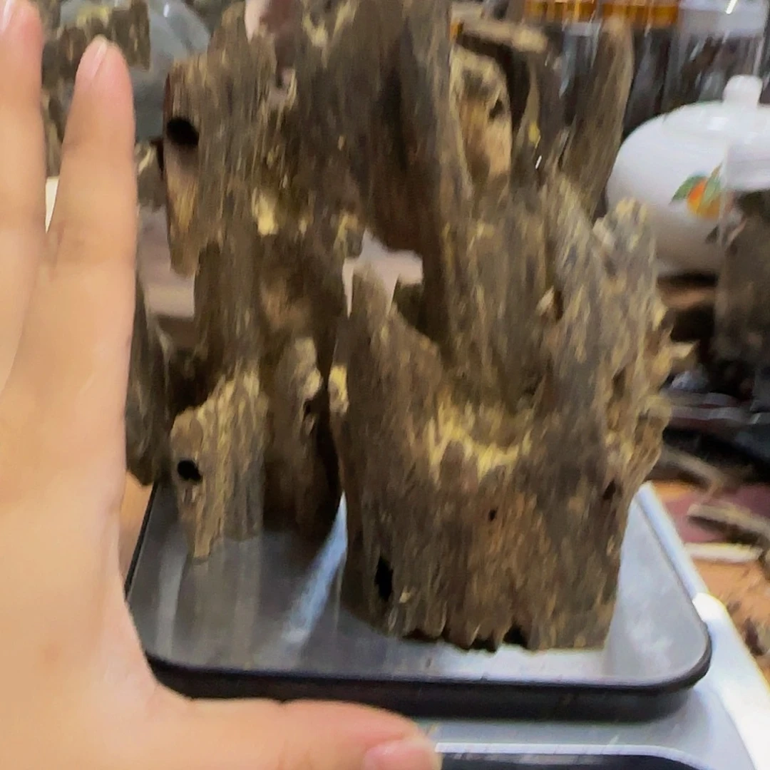 沉香碎屑沉香精品高油树心油虫漏215克