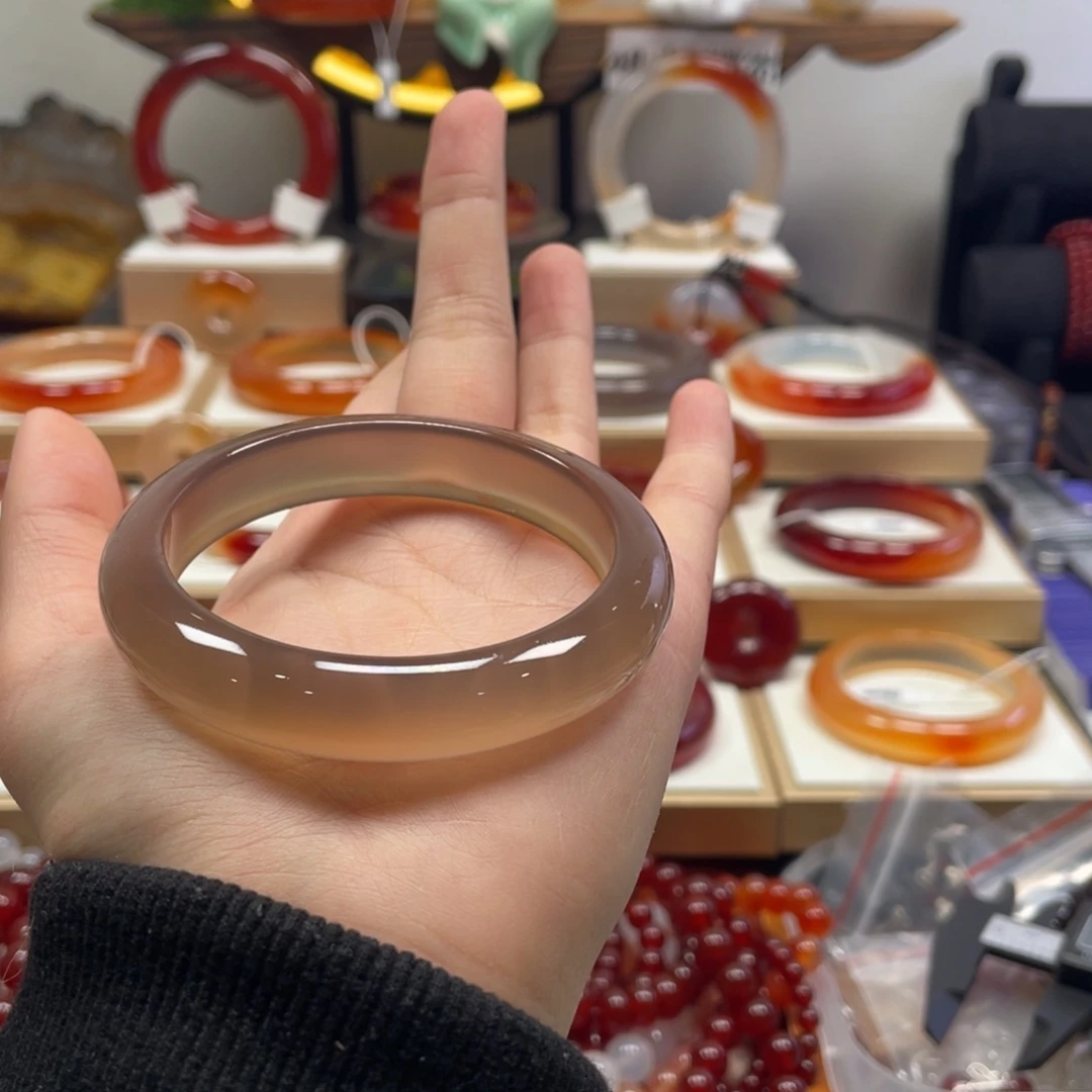 玛瑙/玉髓未镶嵌手镯