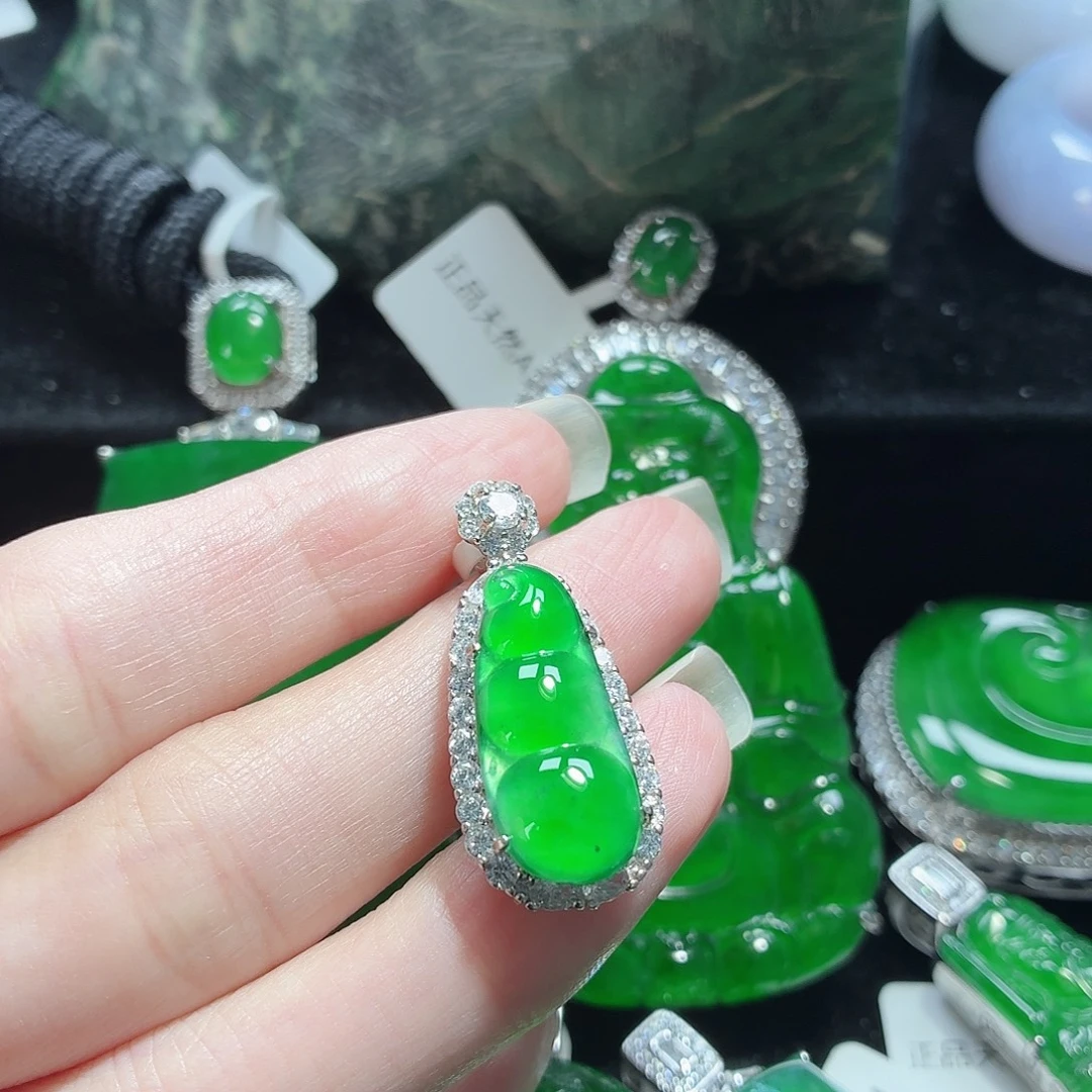 翡翠银S925镶嵌颈饰