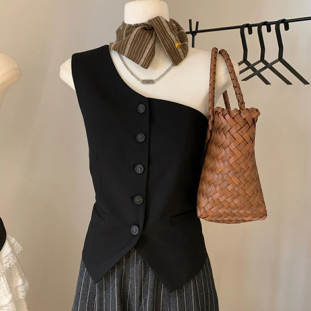 时尚不规则斜肩无袖西装马甲背心2025夏季新款辣妹修身显瘦上衣女