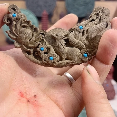 泥塑防疫香方九尾狐平安锁福利价