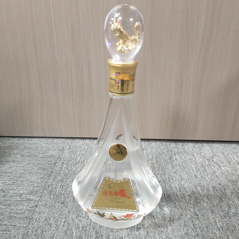 M25AW008256 - 07年五粮液百鸟朝凤52度（少酒）