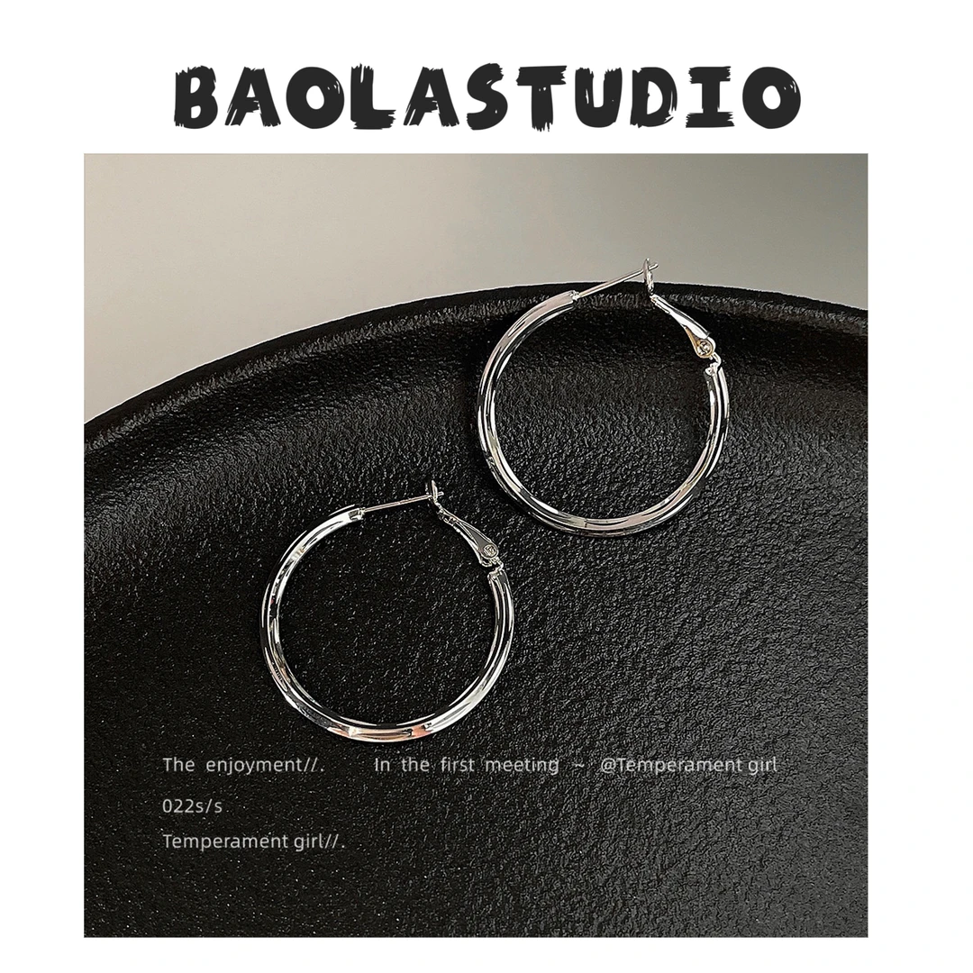 铜合金耳饰 甜酷风~925银针个性圆形耳扣高级感百搭气质夸张圆圈