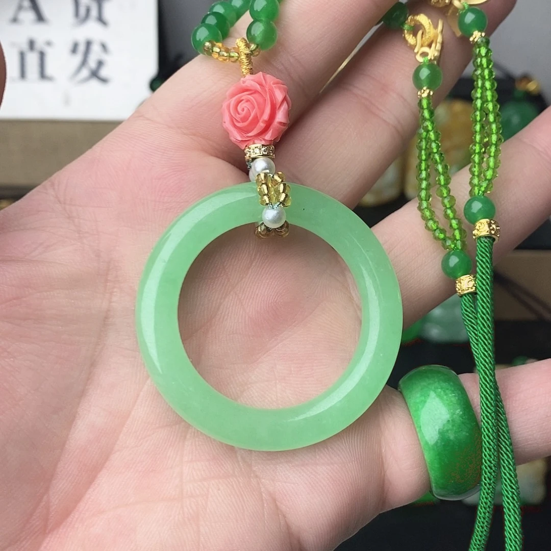 翡翠银S925镶嵌吊坠(赠链)