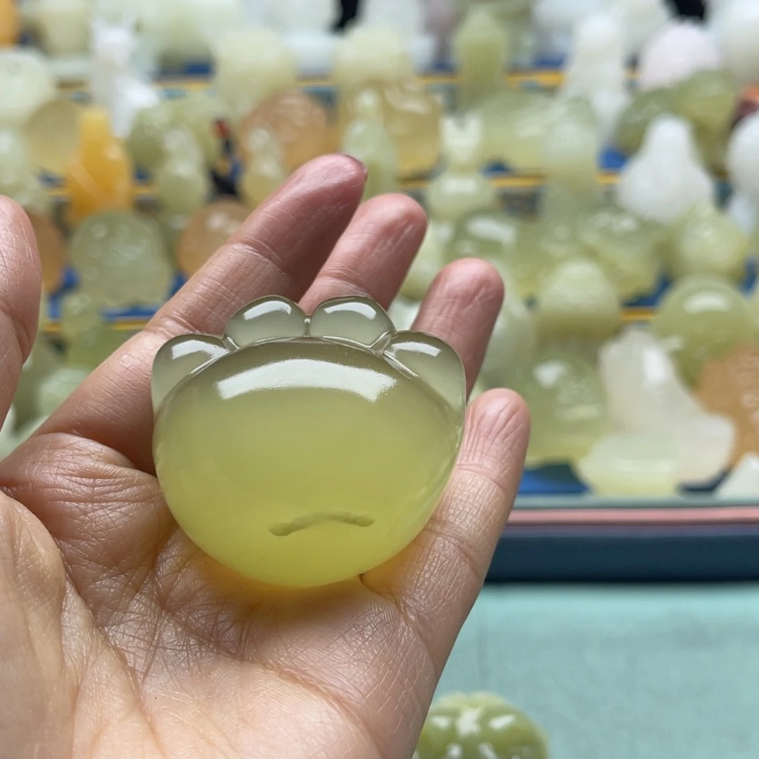用***7玉天然桌面小摆件