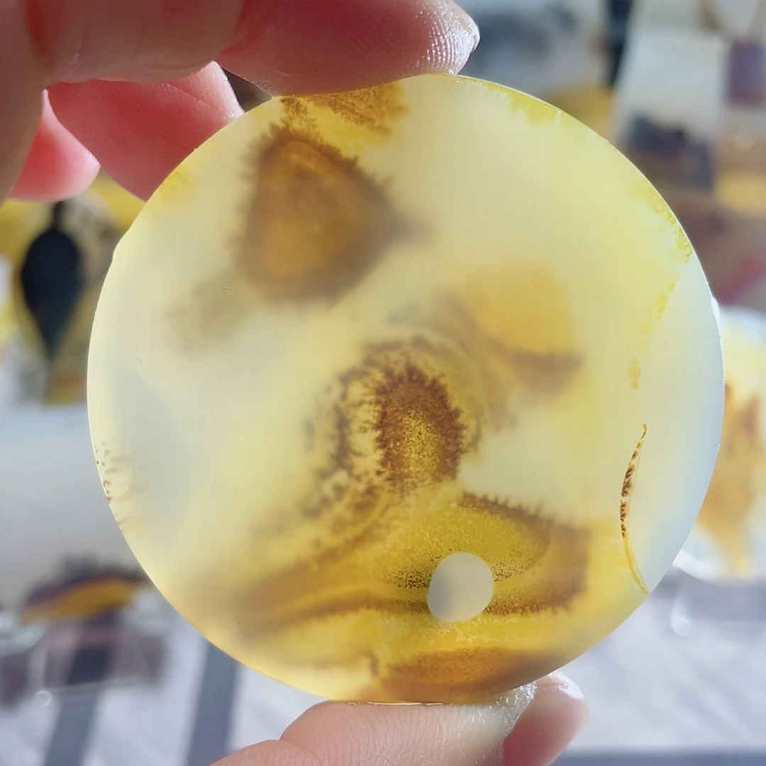 玛瑙/玉髓颈饰合金