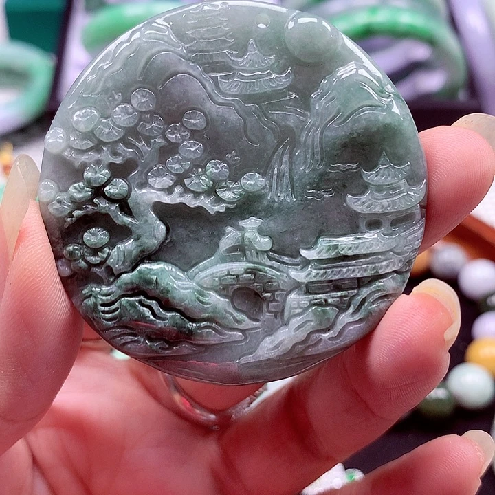 颈饰未镶嵌翡翠翡翠