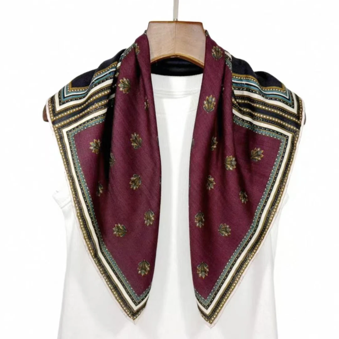 真丝羊毛双面红黑盛宴60方巾手工卷边女士丝巾围巾披肩外搭B583