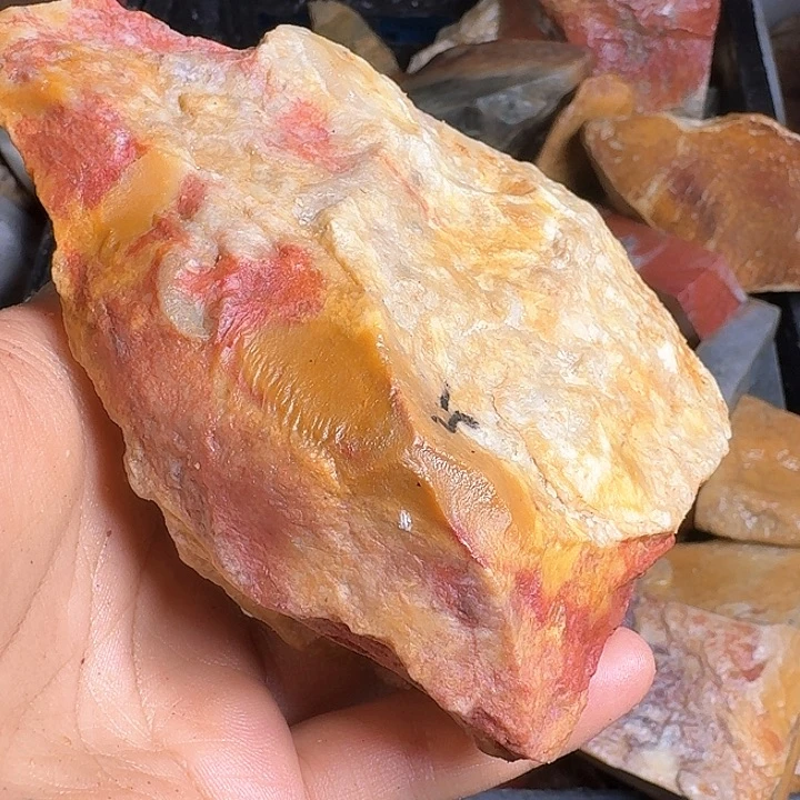 常***足寿山石寿山石的颜色