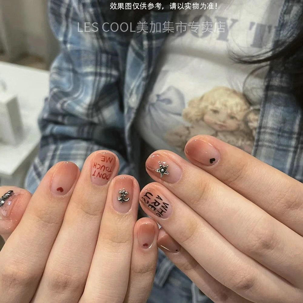网红ins英文字母美甲背胶贴涂鸦贴纸黑白红十字架迷你指甲装饰品