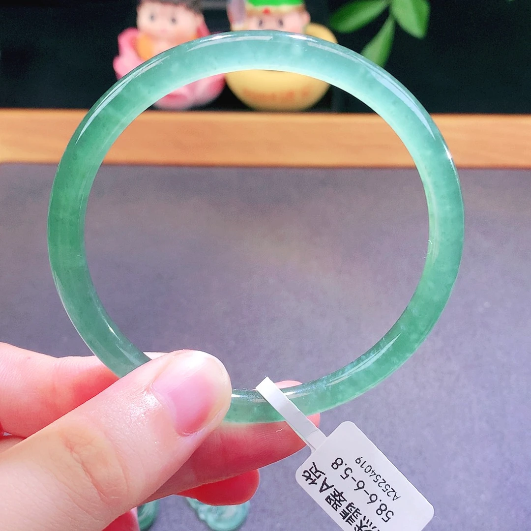 翡翠未镶嵌手镯天然翡翠