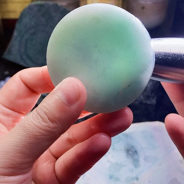 翡翠未镶嵌颈饰毛料41