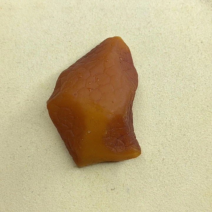 定制蜜蜡未镶嵌梨