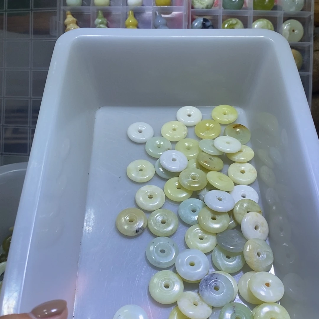合金蛇纹石玉颈饰155
