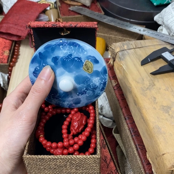 摆件中古工艺品一件