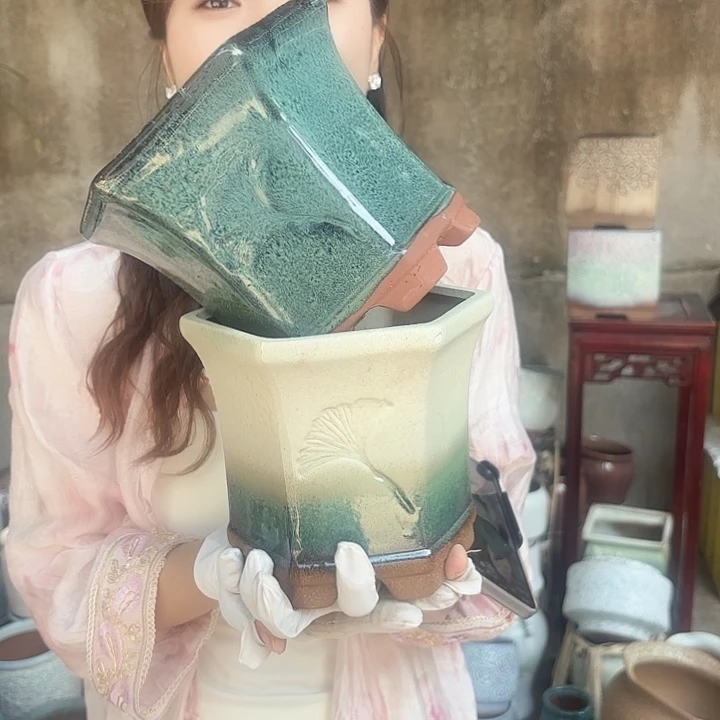 口径18高度16两个色六方