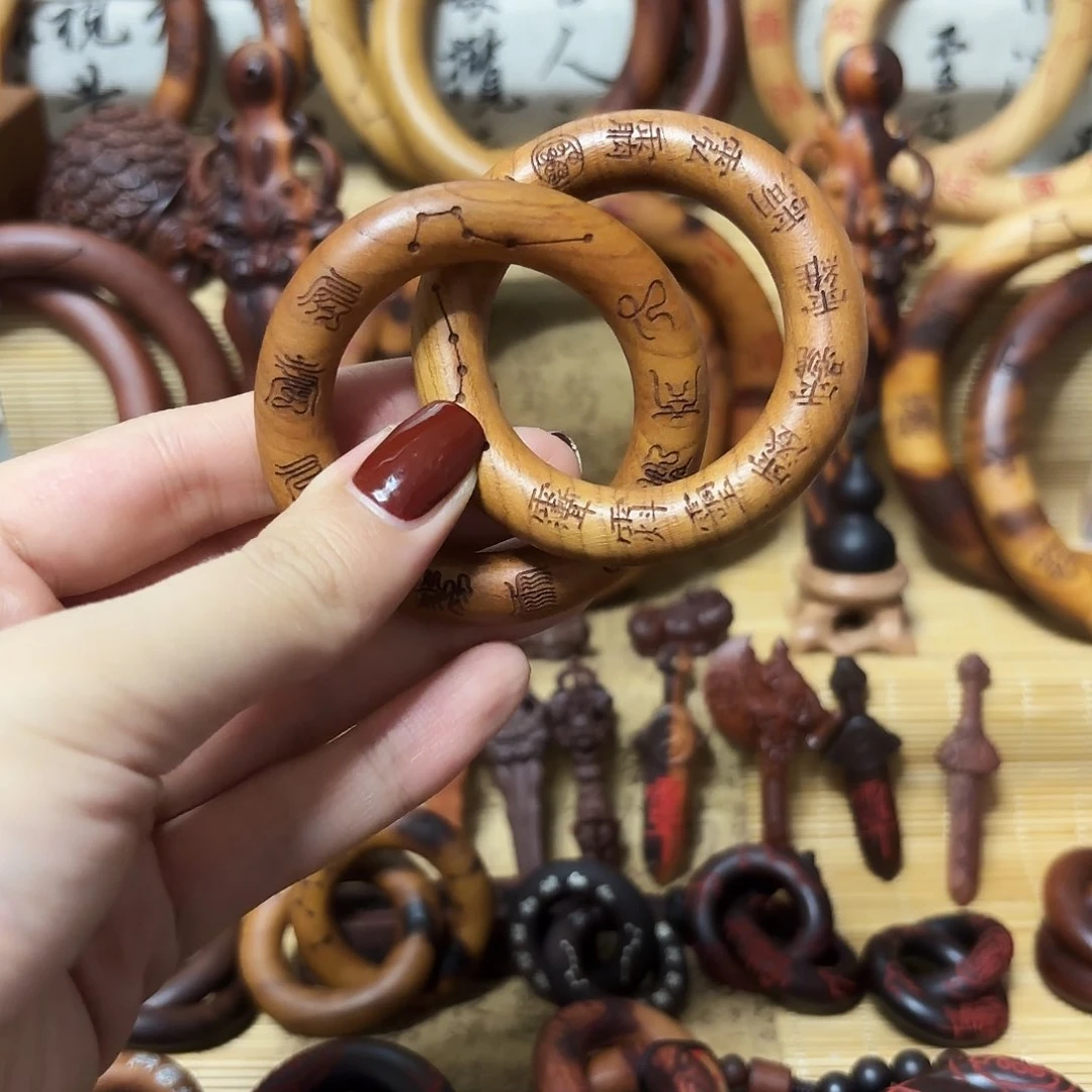 桃木甄*酒桃木老料乾坤圈内径4刻字