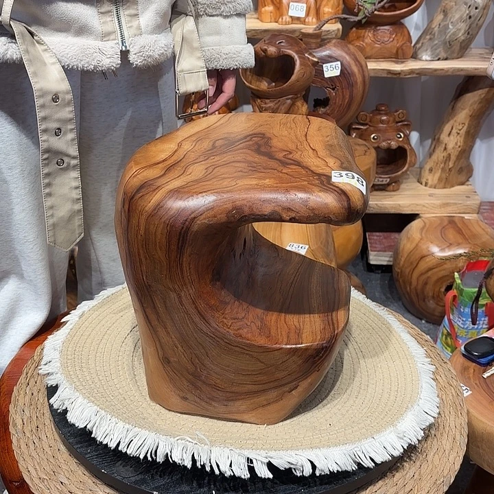 香樟木香樟木根雕凳子一物一拍编号398长28宽24高30