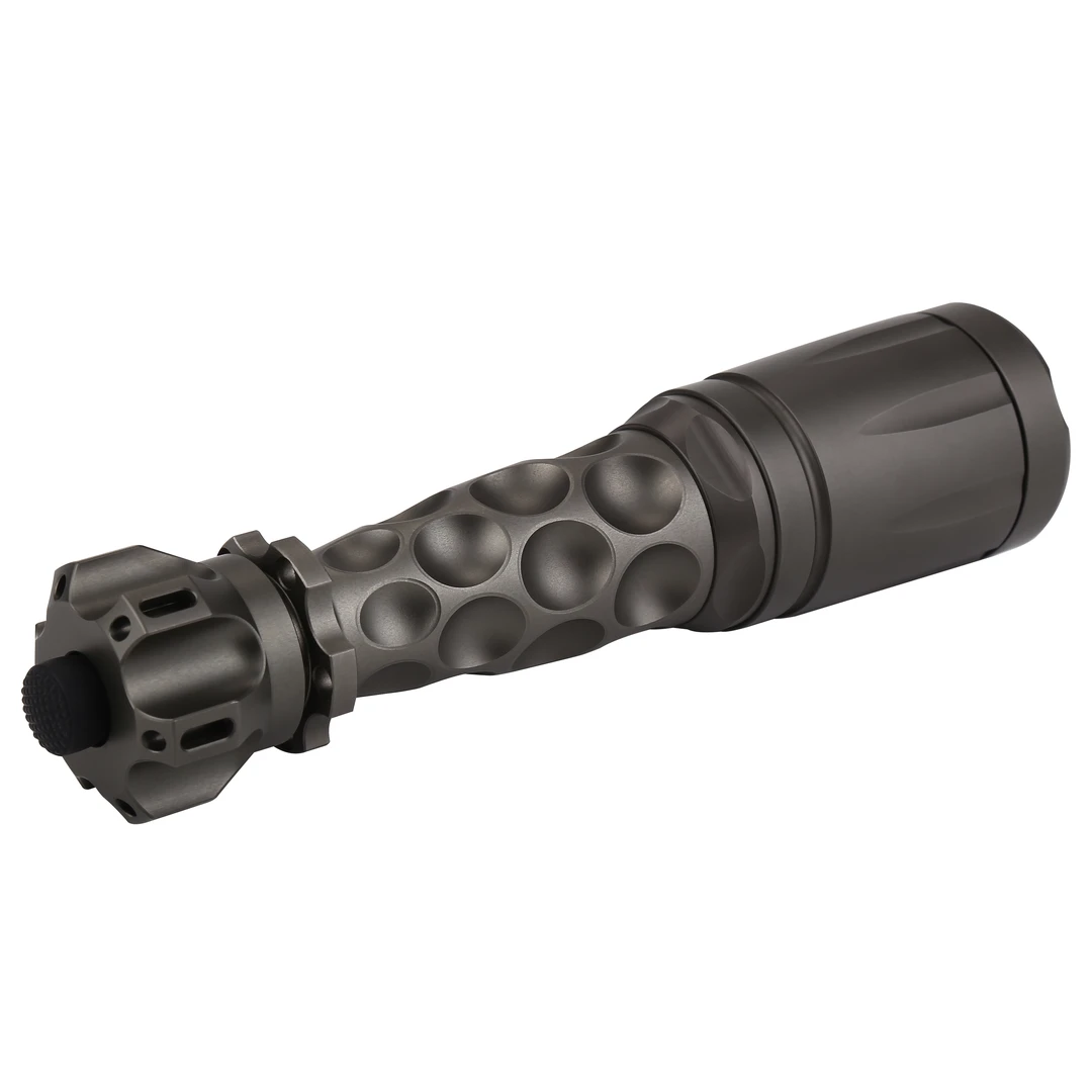 JETBeam杰特明7075大菠萝豪猪L6陨石坑强光远射爆闪手电筒