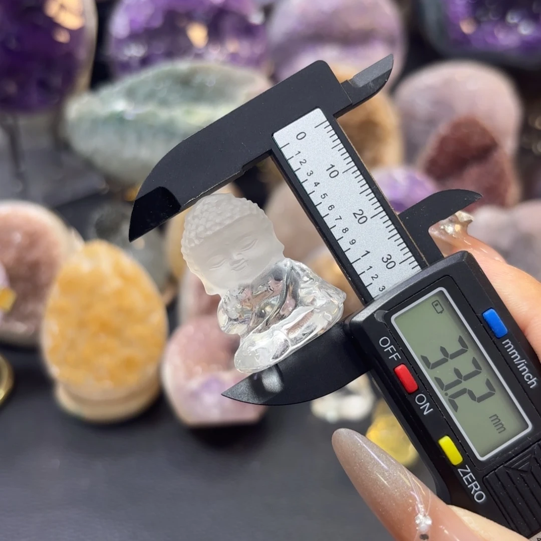 紫晶大型摆件（非配饰）未镶嵌全净体 白水晶 精雕宝宝佛