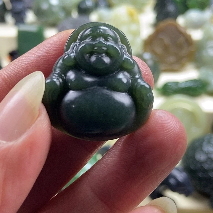 和田玉未镶嵌车挂