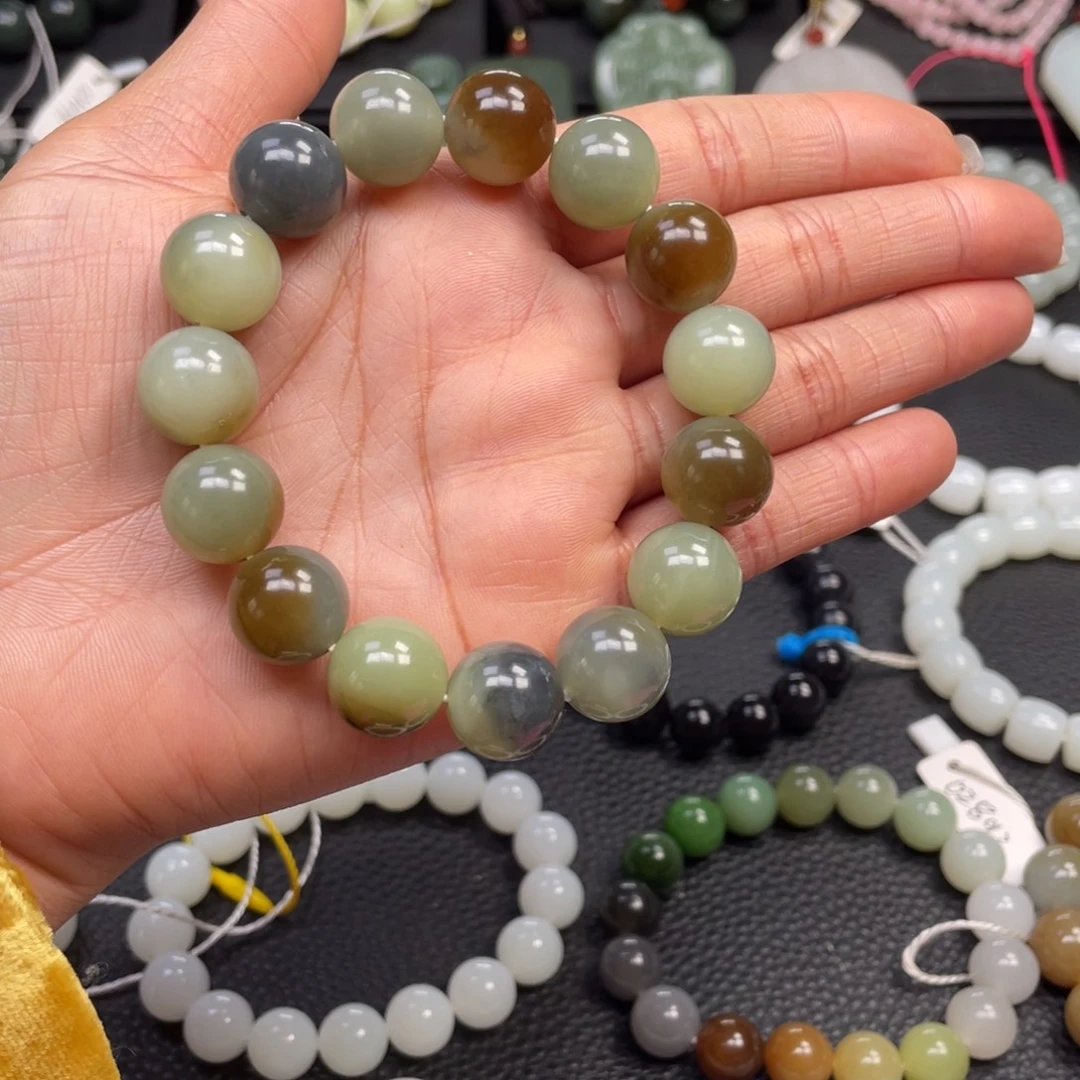 和田玉未镶嵌手链