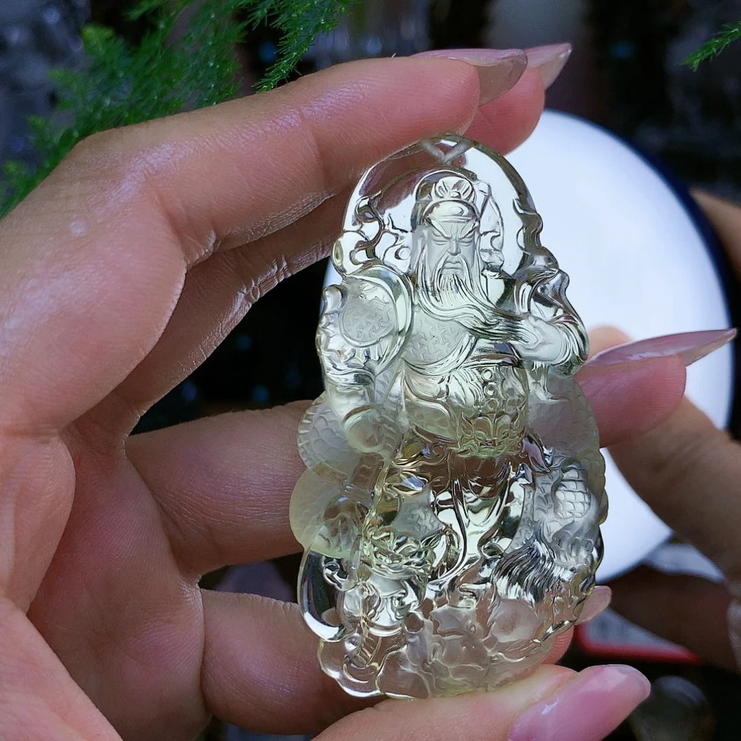 水晶颈饰未镶嵌天**战，