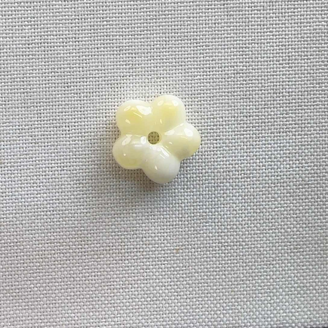 琥珀颈饰未镶嵌琥珀